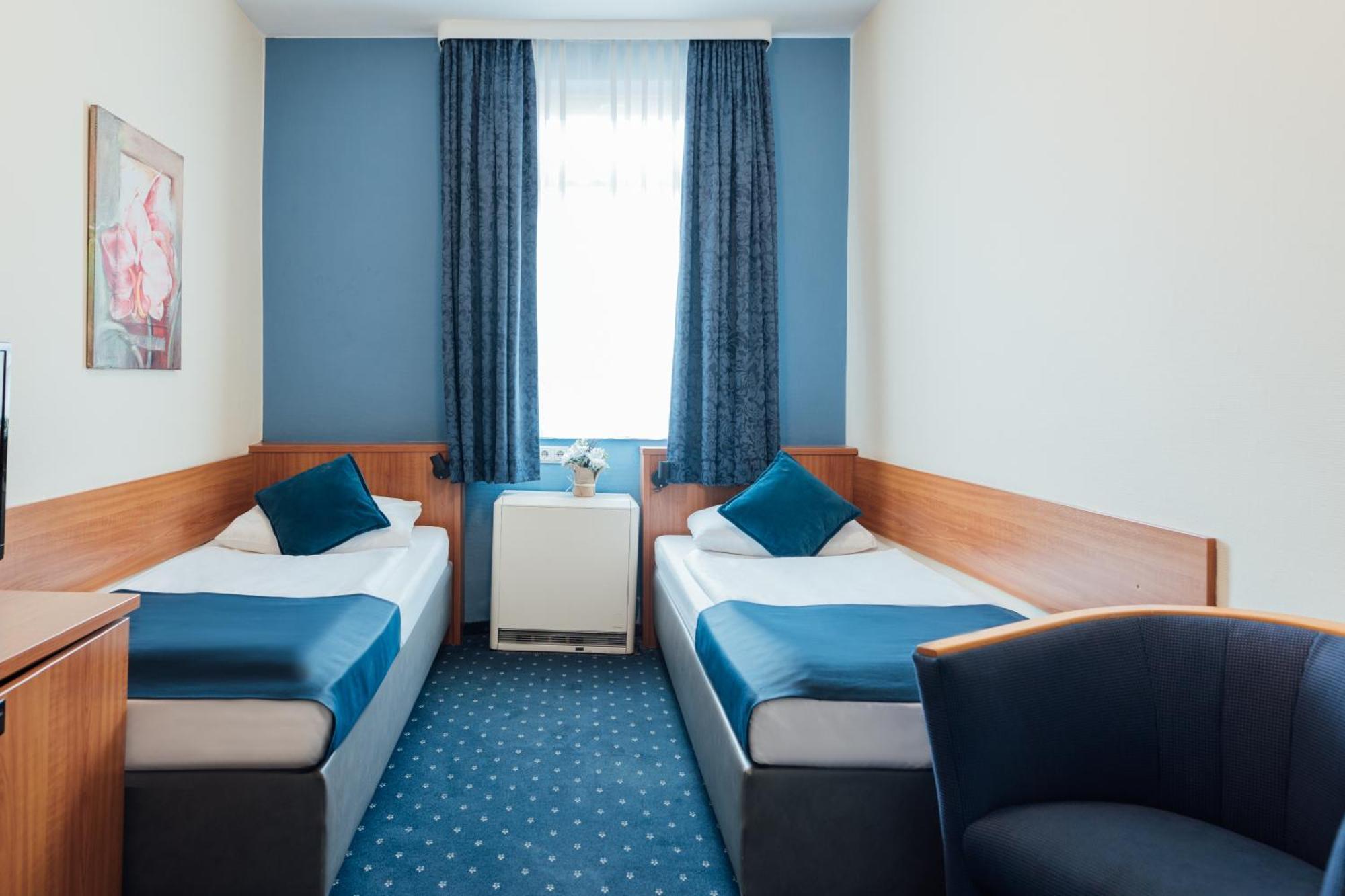 Hotel Commerz ฮัมบูร์ก ภายนอก รูปภาพ