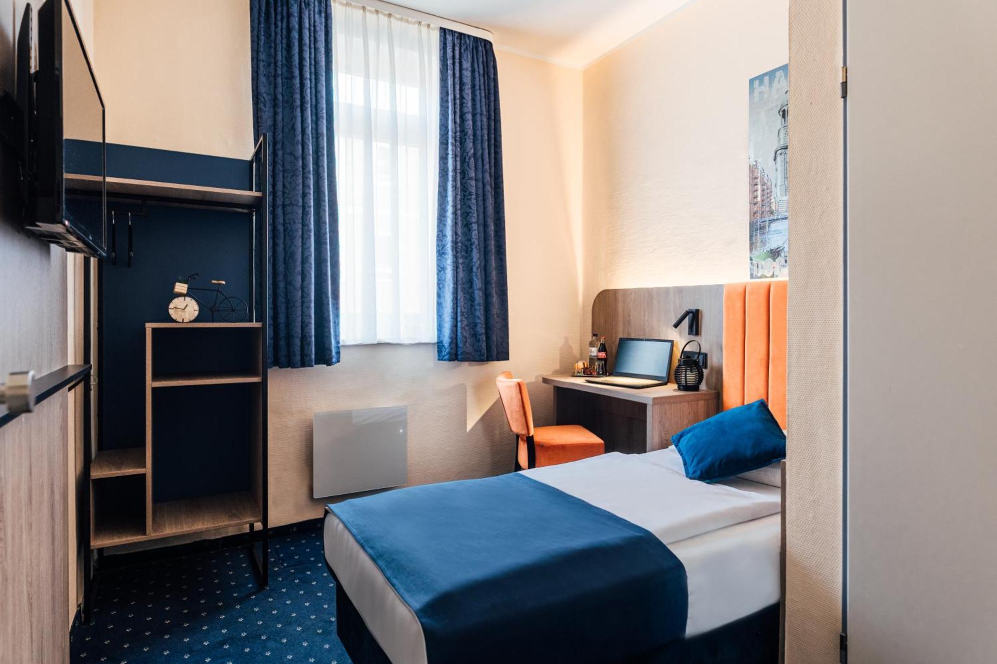 Hotel Commerz ฮัมบูร์ก ภายนอก รูปภาพ