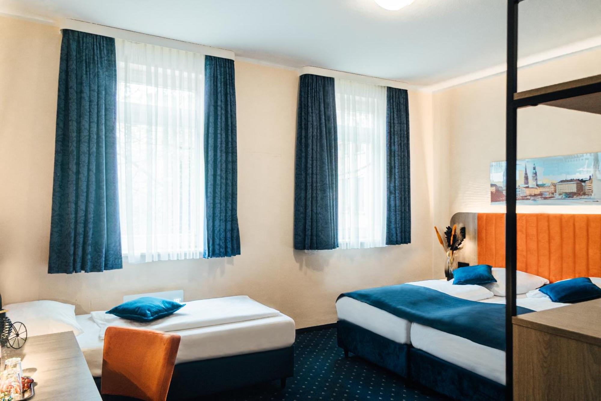 Hotel Commerz ฮัมบูร์ก ภายนอก รูปภาพ